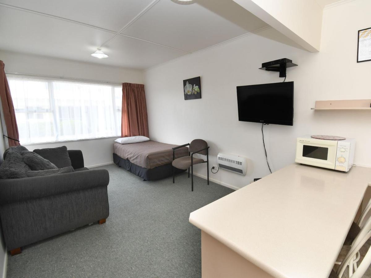 Avon Motel Hawera Exteriör bild