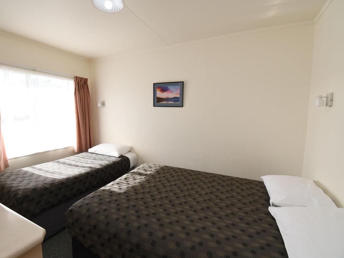 Avon Motel Hawera Exteriör bild