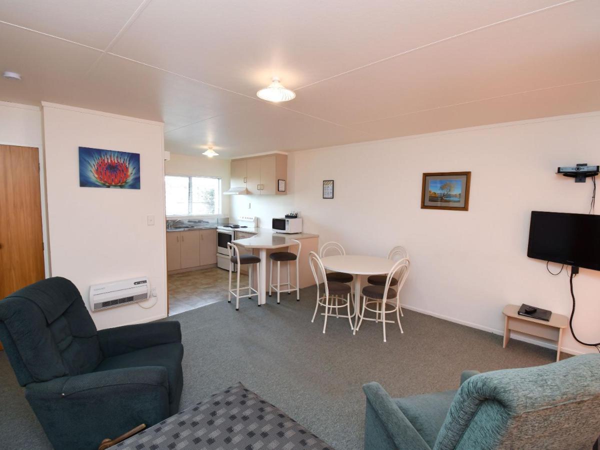 Avon Motel Hawera Exteriör bild