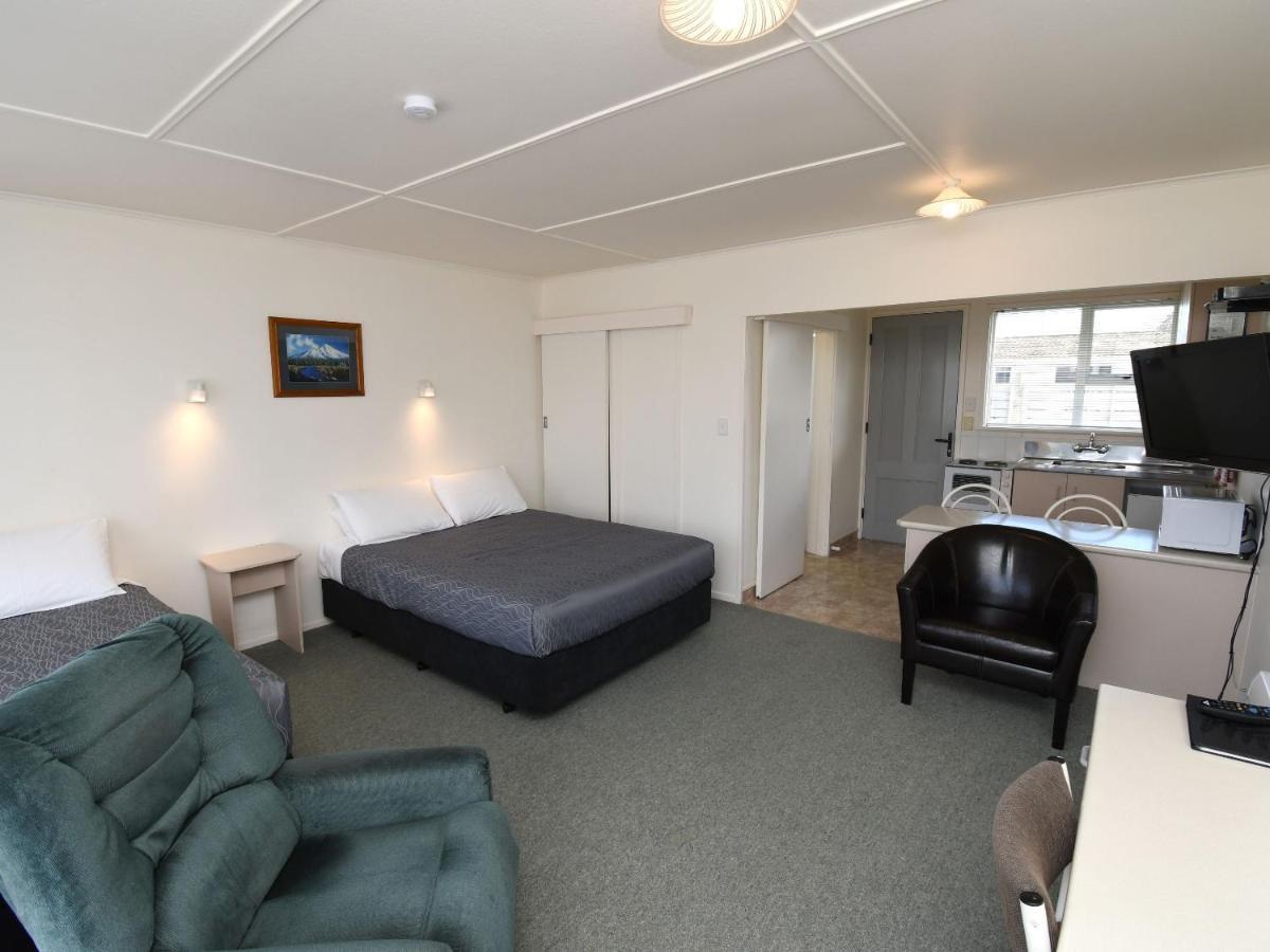 Avon Motel Hawera Exteriör bild