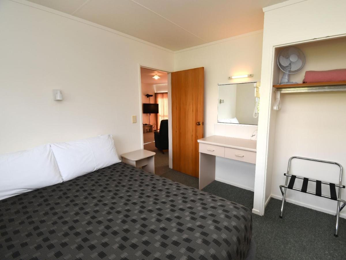 Avon Motel Hawera Exteriör bild