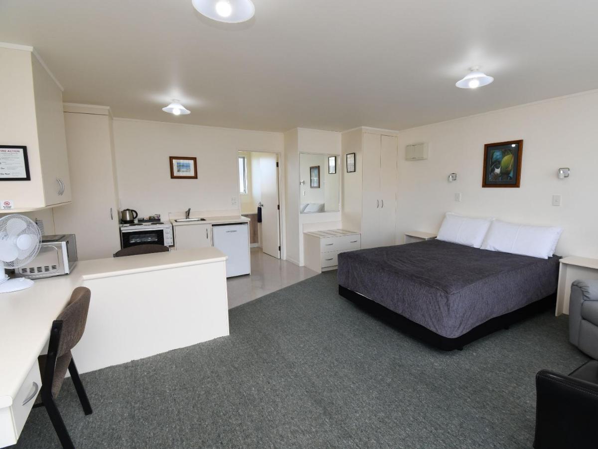 Avon Motel Hawera Exteriör bild